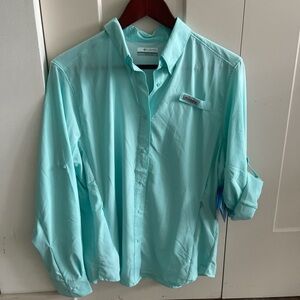 Columbia Woman Light Blue Casual Button-Down Shirt